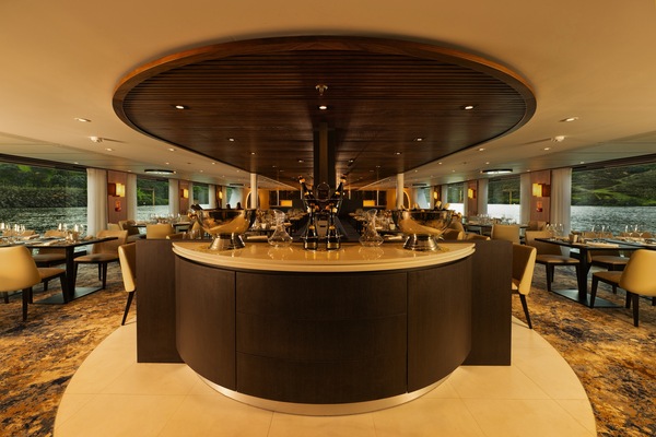 Avalon Waterways Avalon Alegria Dining Room 8.jpg